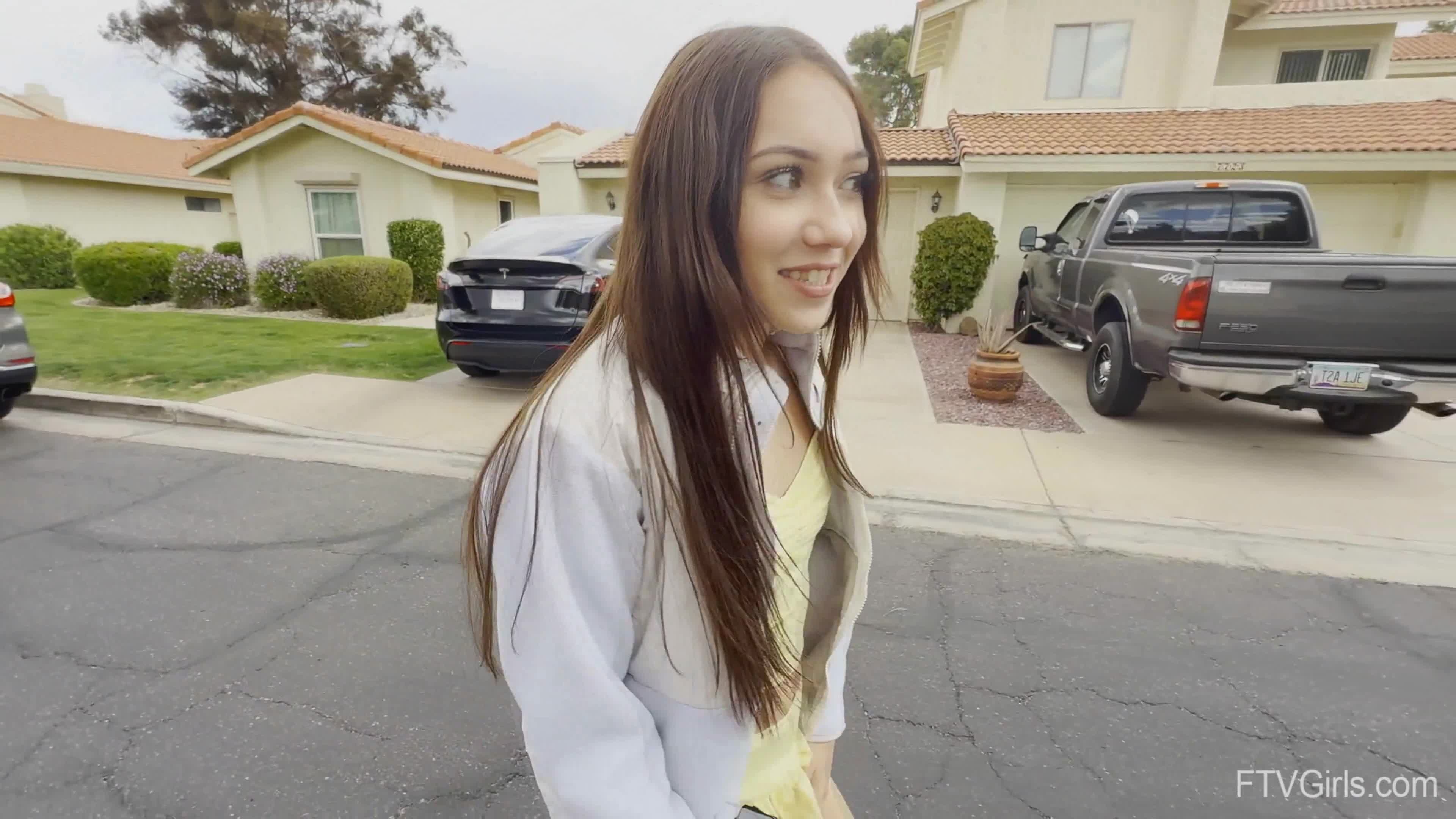 2048.hk@ftvgirls.25.06.04.mia.river.supercute.teen.teaser.4k