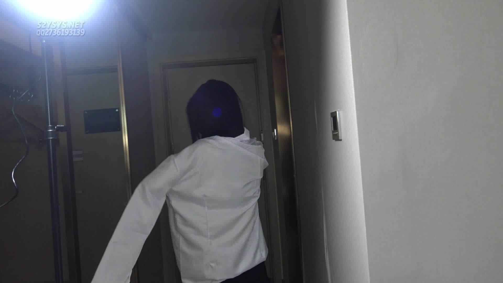 2048.hk@极品清纯素颜小姐姐酒店大尺度私拍视频(1)