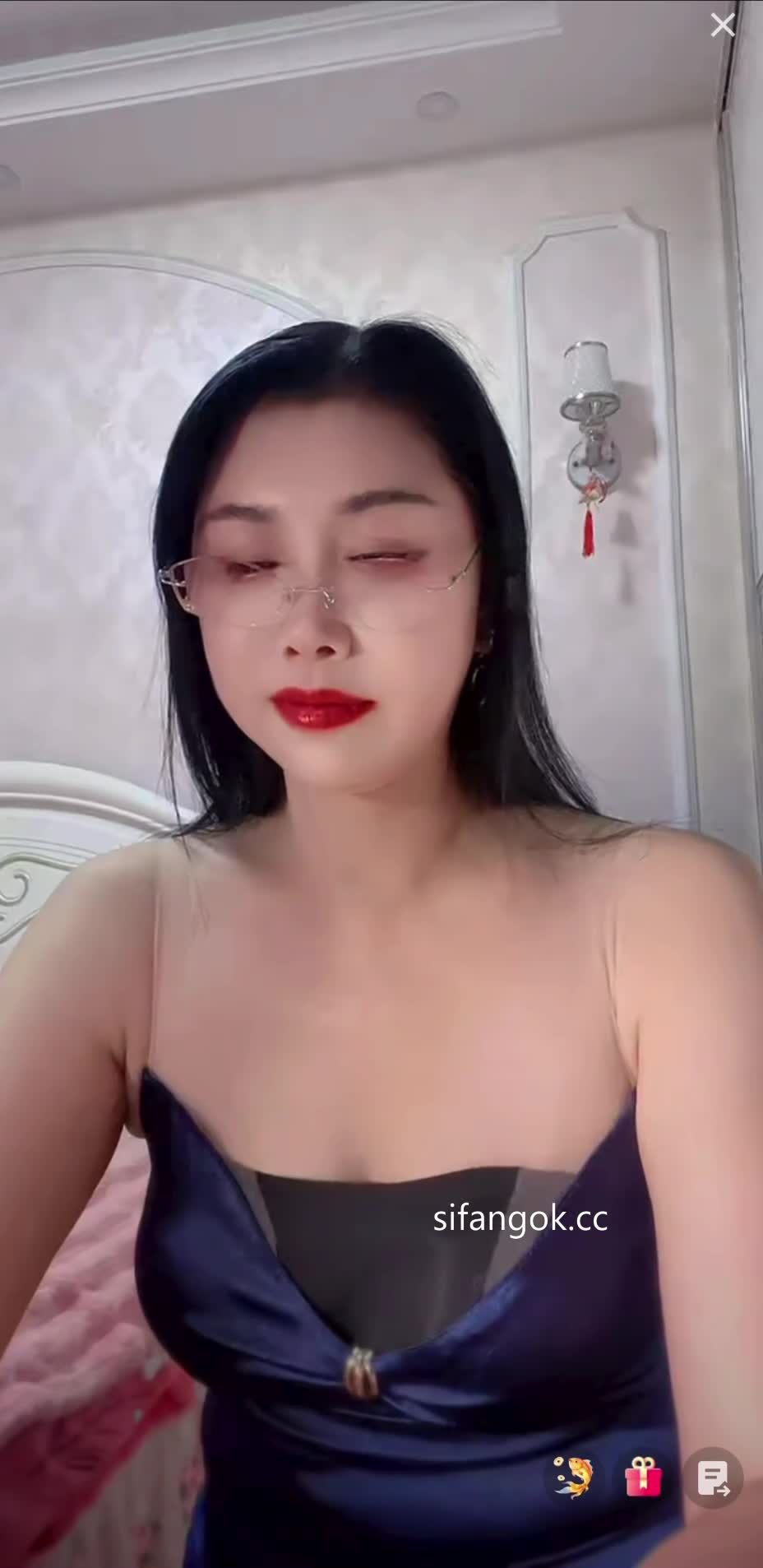 2048.vip-快手【河北冰姐】170高大长腿御姐 露点首次插B自慰B特写