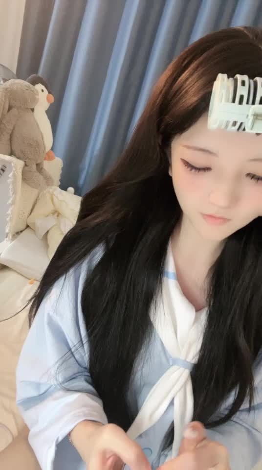 2048.hk@iie12月23日