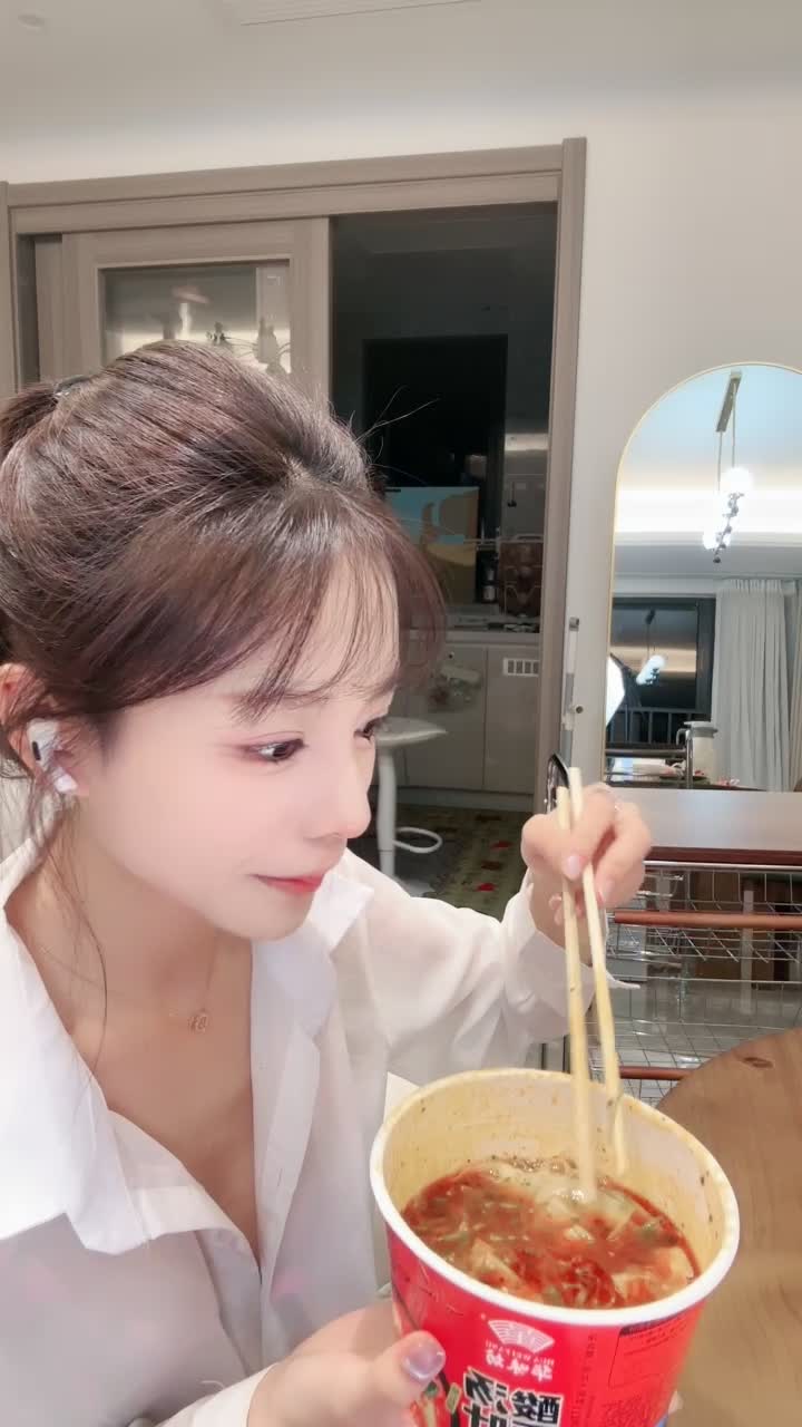 2048.hk@彩色的小熊宝宝2095427295_20251215 (1)