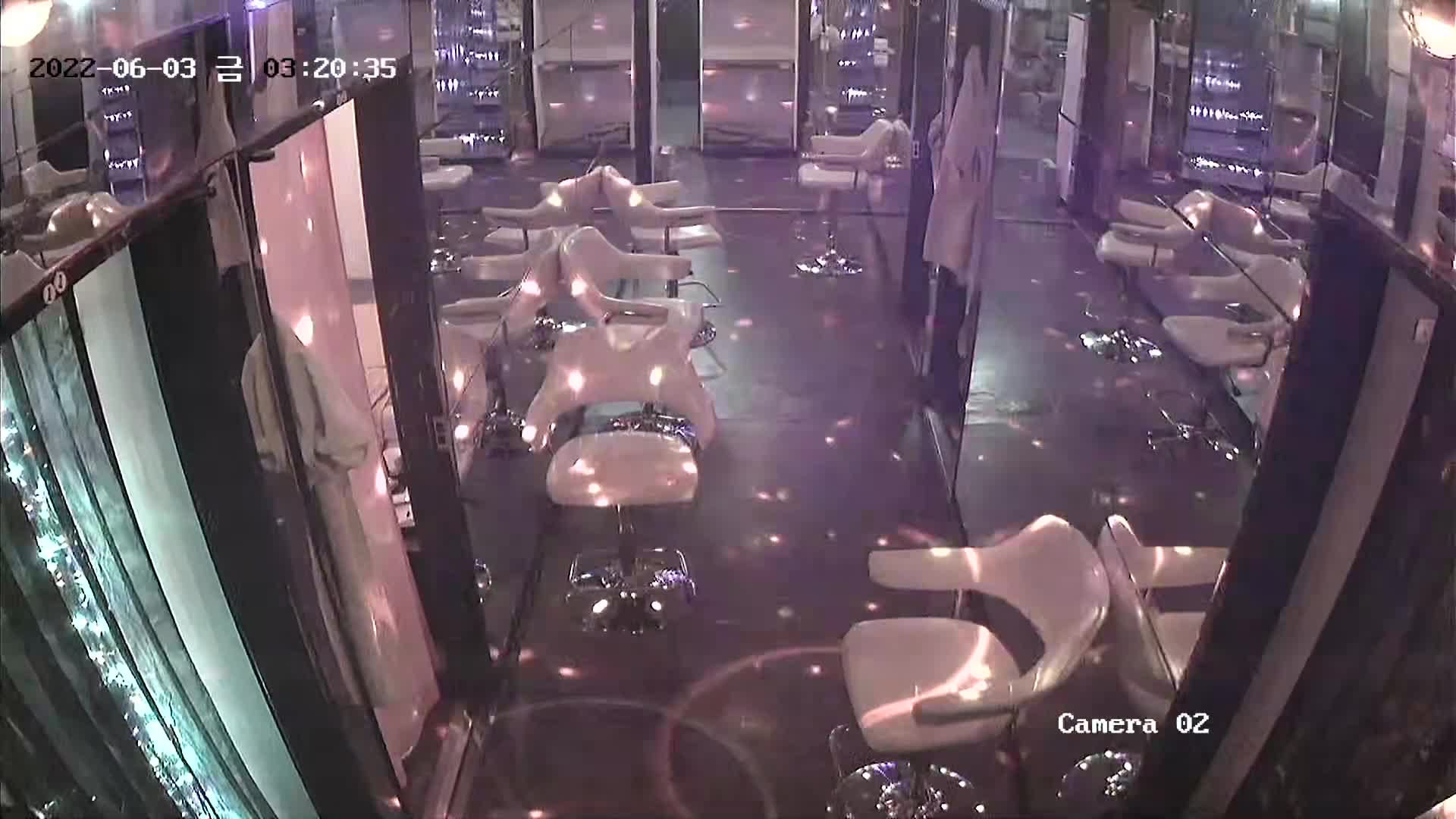 2048.vip-韩国江南道按摩店监控流出 走廊椅子上多嫖客多技师群P，十分精彩与刺激呀