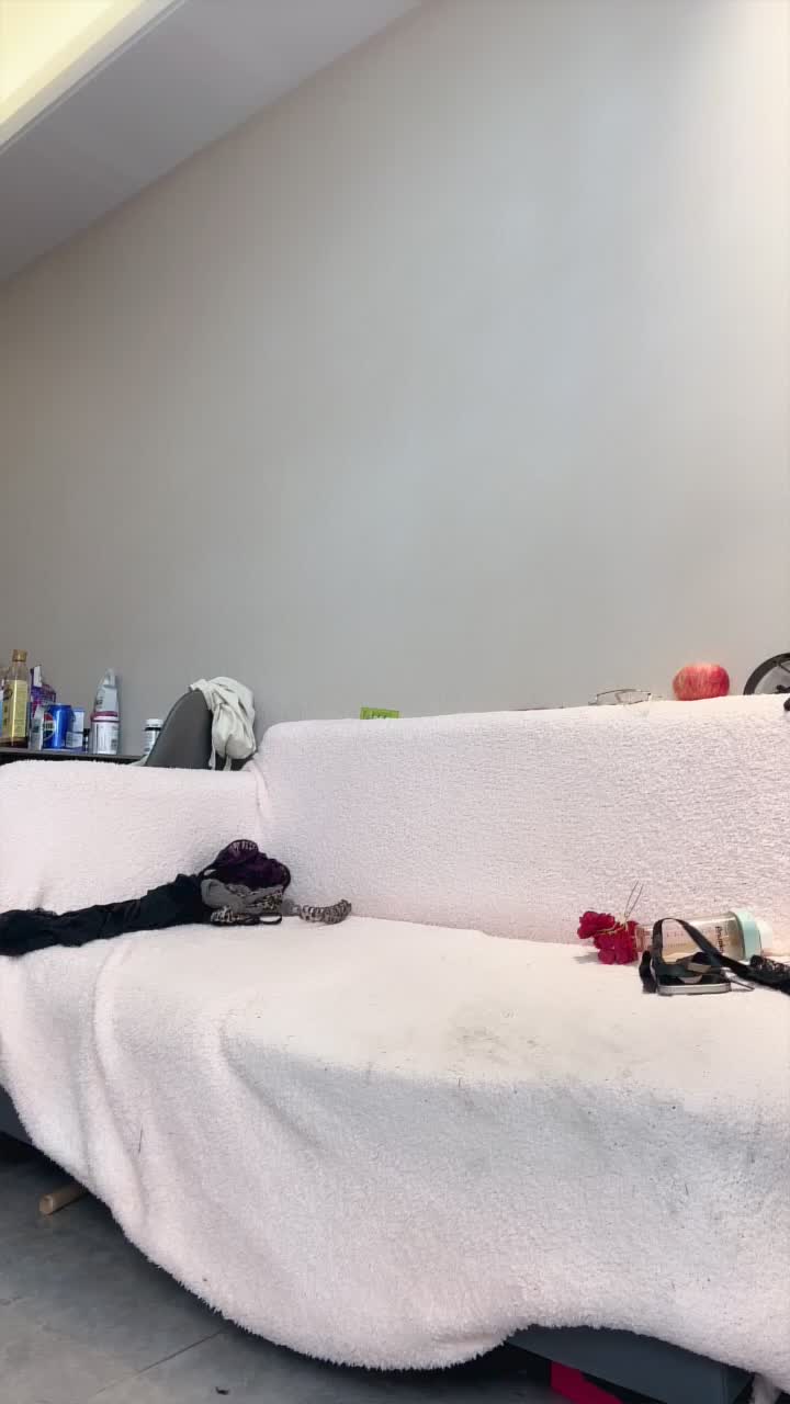 2048.vip-骚熟美妇【礼仪小少妇】美乳晃荡 屁股翘肥 粉嫩肥鲍 大鸡巴猛插骚穴 尿尿