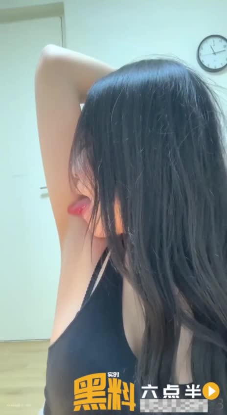 高颜值反差母狗【yumi】伺候金主爸爸曝光_圆润饱满大奶子美艳绝伦_深情跪舔大肉棒好馋人的馒头穴