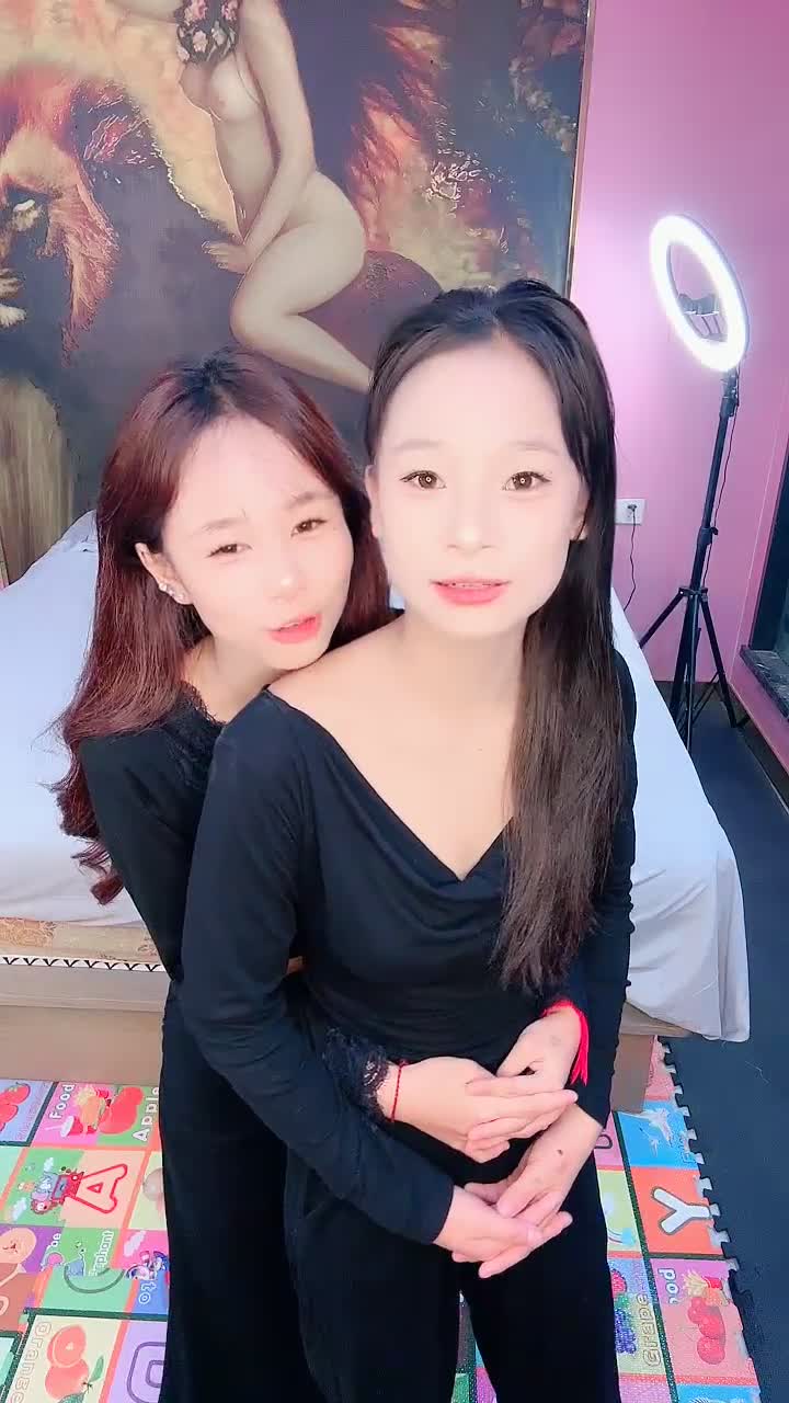 2048.vip-浪漫旧梦】三女两男 群p大战 暴力抽插 干到奶子飞甩