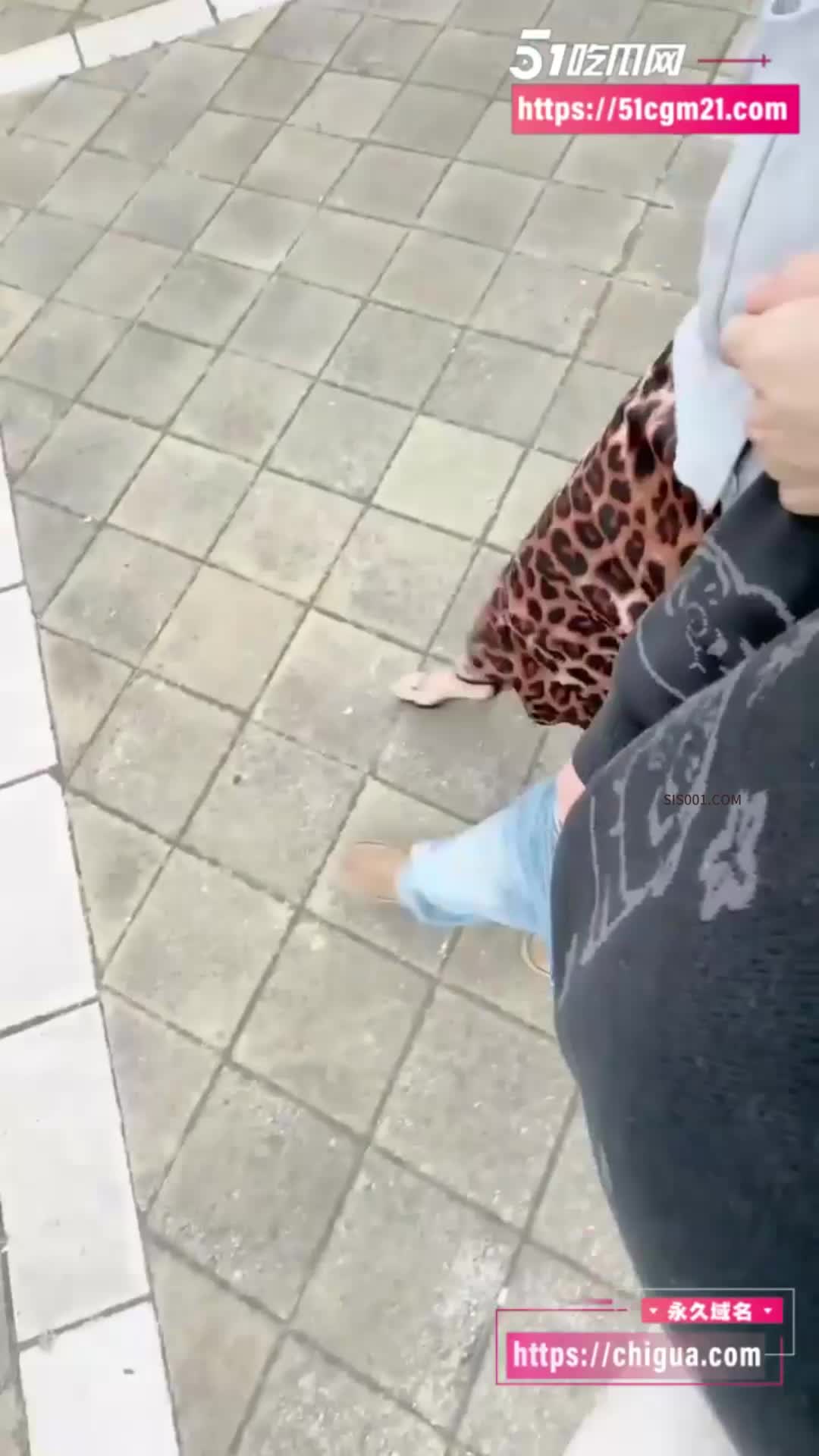 2048.vip-精品乱伦】小姨子的秘密 - 豹纹长裙野战未遂回家操 迫不及待开腿待插 水淋淋美穴疯狂出白浆 夹着精液非常色情