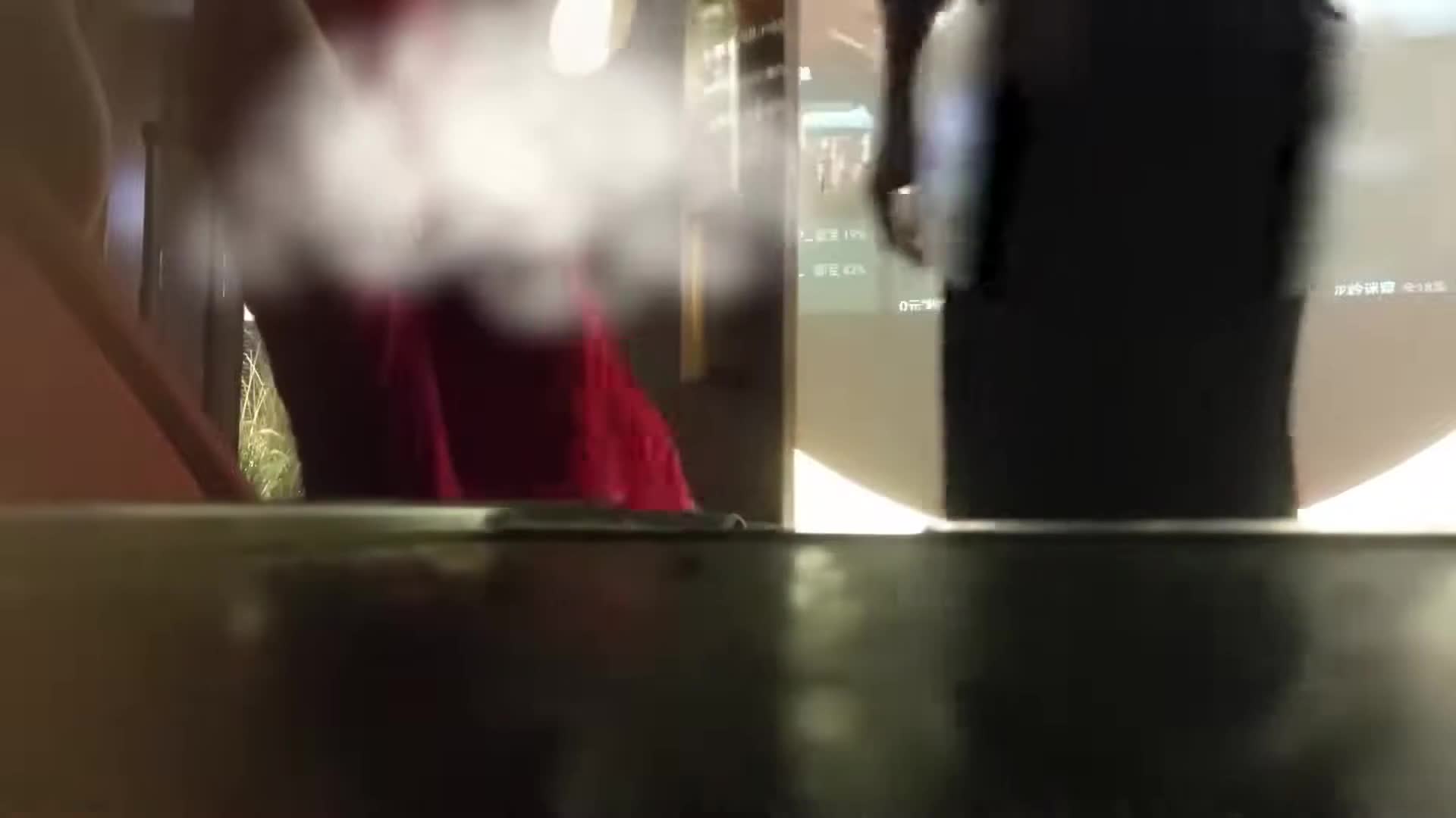 #会所 #足疗 #按摩高端柔式沐足，技师身材完美，红色冰丝裙诱惑十足