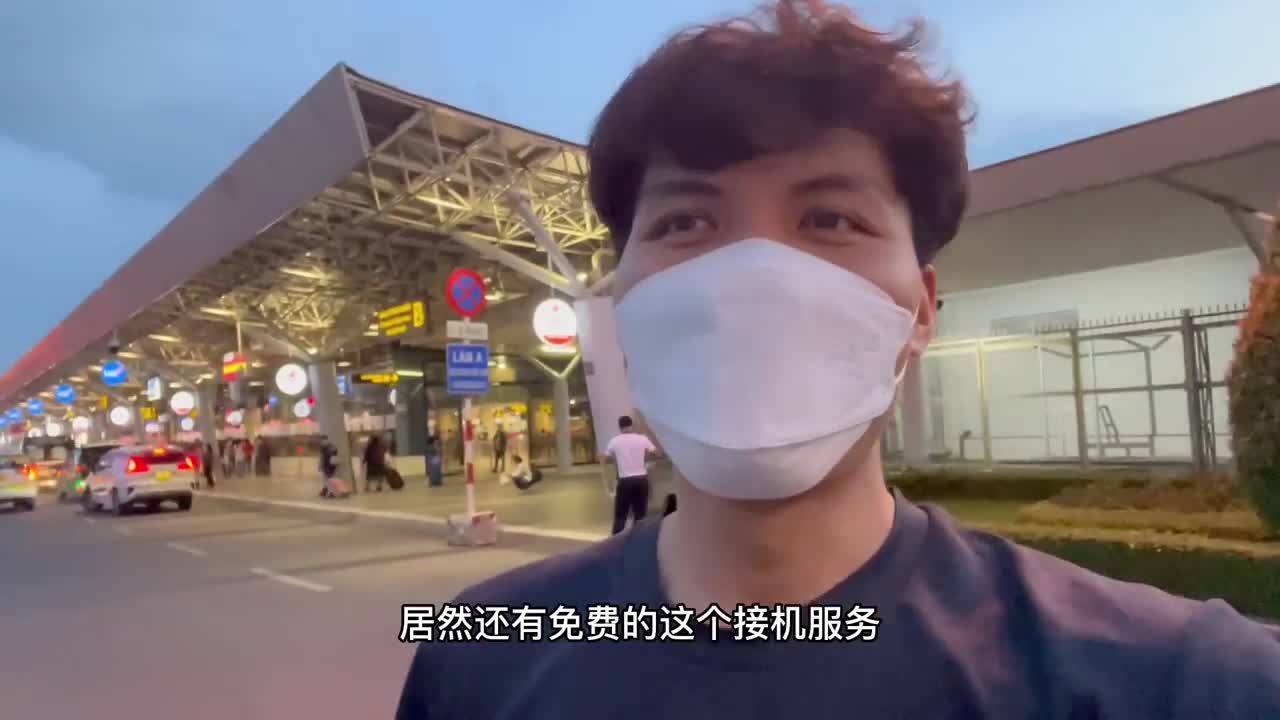 #探店 #KTV越南宝藏KTV，气氛太好啦！嗨到进厕所？