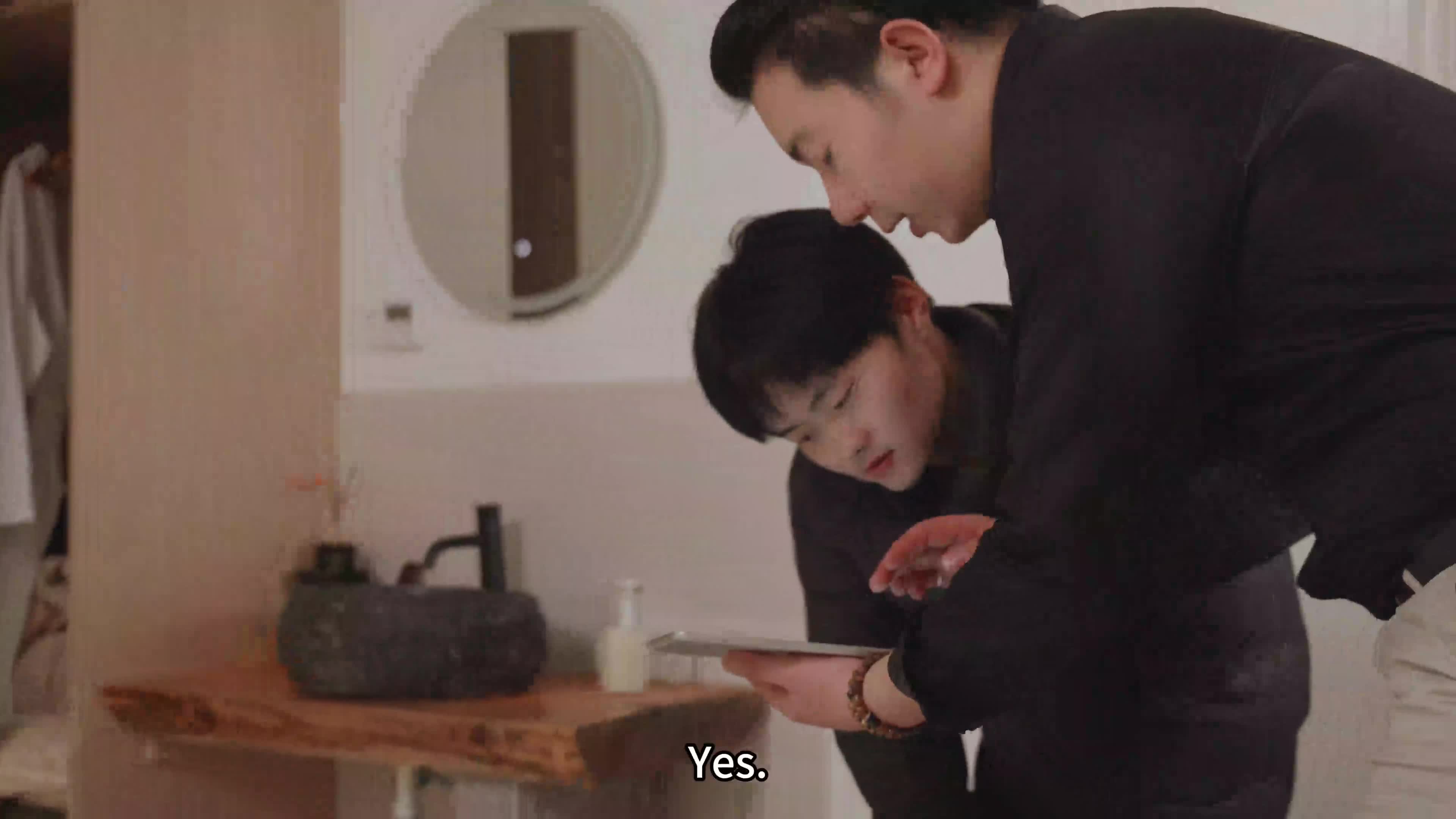 #SPA #按摩 #技师柔式按摩_66号露露白色蕾丝上衣粉色连衣裙贴身按摩采耳