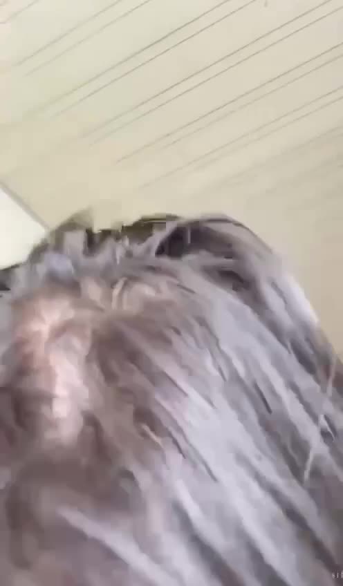 抖音熟女网红欢欢喜喜每一天，天天在挨操中寻找快乐能不欢喜吗，吊钟巨乳骑乘位坐在大鸡吧上使劲摩擦，口交业务也是非常熟练，操完嘴在操逼，跟如此极品熟女做爱应该非常享受