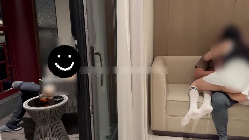 #白虎   #少女  #母狗原创全网首发优选精品系列【身材火辣的女友又在金主怀里浪荡，等着我这废物绿帽龟男目睹一切！】今天她套上紧身JK制服，嫩穴隐隐泛光，被金主一把抱起扔沙发，粗暴捏住她那对肥美奶子，专攻硬挺乳头揉搓拉扯。女友浪叫不停，娇喘连连，奶头被玩得肿胀发红，白虎骚穴淫水直流沙发。扭腰迎合，乞求金主大屌猛插，彻底沉沦在高潮边缘，而我只能在一旁撸管，看着女友被操成母狗！