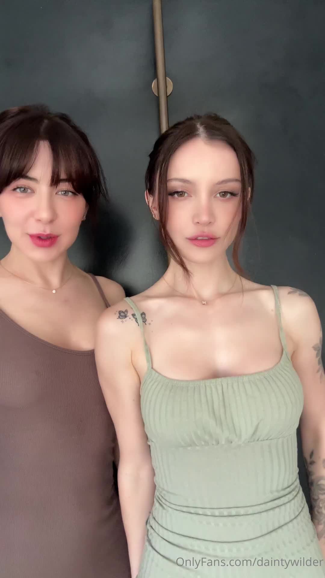 Lunalovekiss清纯美少女 户外露出 口交骑乘位啪啪 暴力输出 约闺蜜 女同互舔 互插啪啪#onlyfans #Lunalovekiss