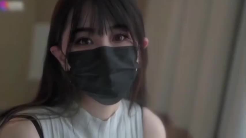 #白虎    #巨乳原创全网首发优选精品系列【极品G罩杯爆乳妹子奶子夸张到爆棚！】鸡巴猛插白虎骚穴里还不够劲，非得塞入玩具狂搅才达巅峰快感。肥美乳浪乱晃，淫汁四溅喷涌，穴口紧咬双重入侵，浪叫连连求饶不停。粗硬肉棒直捣深处，振动棒狠戳G点，身体痉挛汁水狂飙，彻底沦陷在双管齐下淫乱中，爽翻天际欲仙欲死！