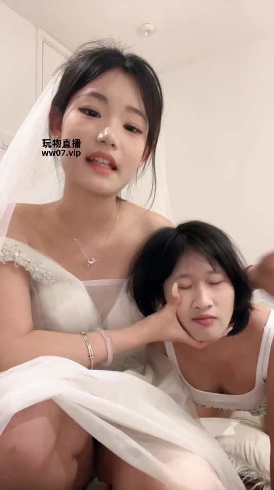 2048.hk@大大 TJ：新婚当夜调教老公前女友 舔脚 坐脸 双脚踩奶子 高跟鞋踩逼爽到爆 2025-04-16