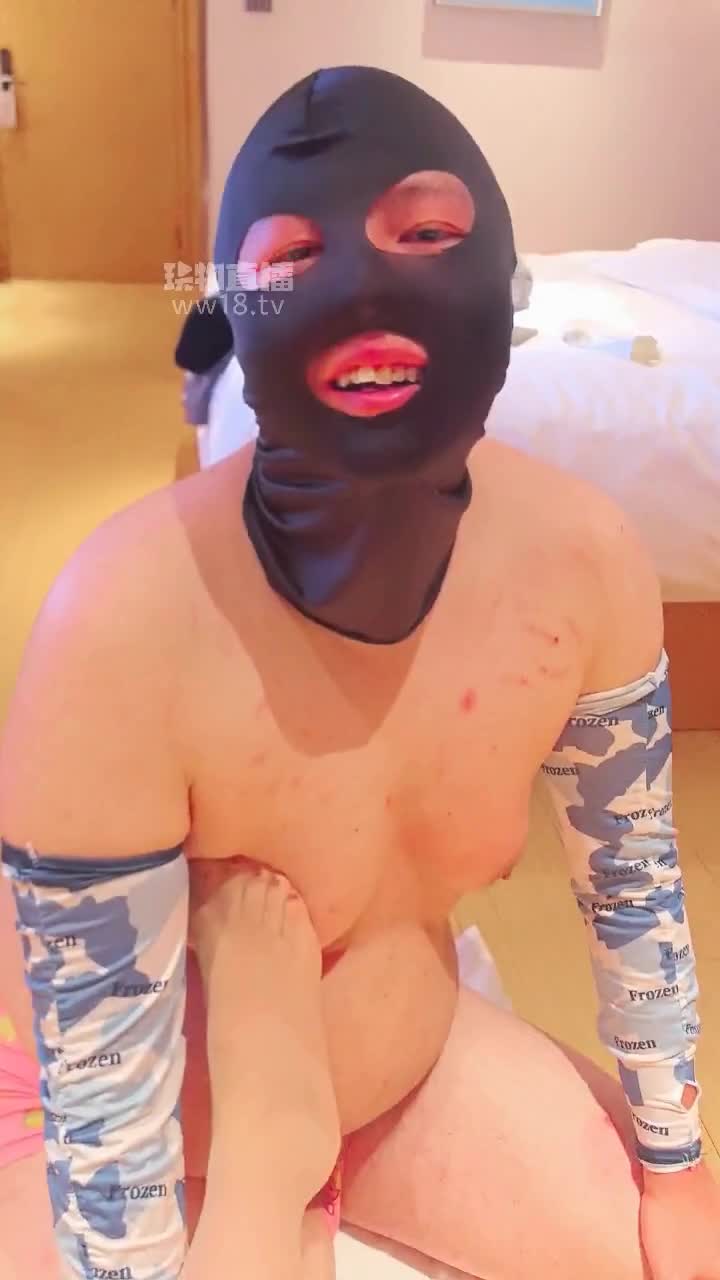 2048.hk@妮可 小哈 TJ：喂我吃野爹的精液套子 绿帽 吞精 羞辱 深喉 舔足 遛狗 刚从你老婆那边取出来的 还是特别热乎的哦 2026-01-18