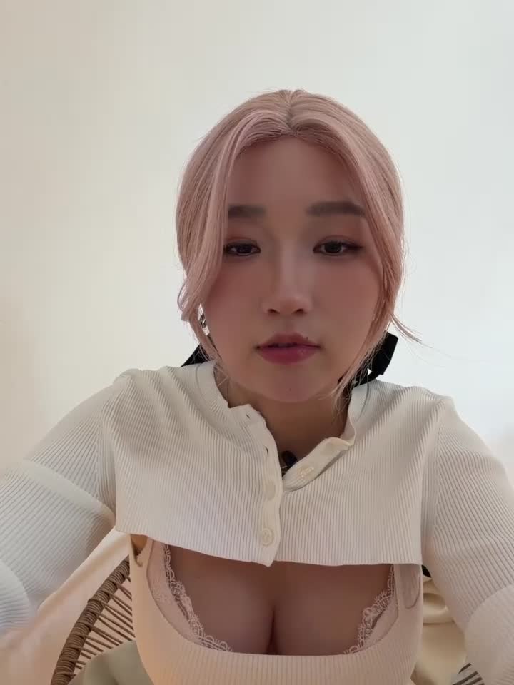 2048.hk@winter11_20260422-163031