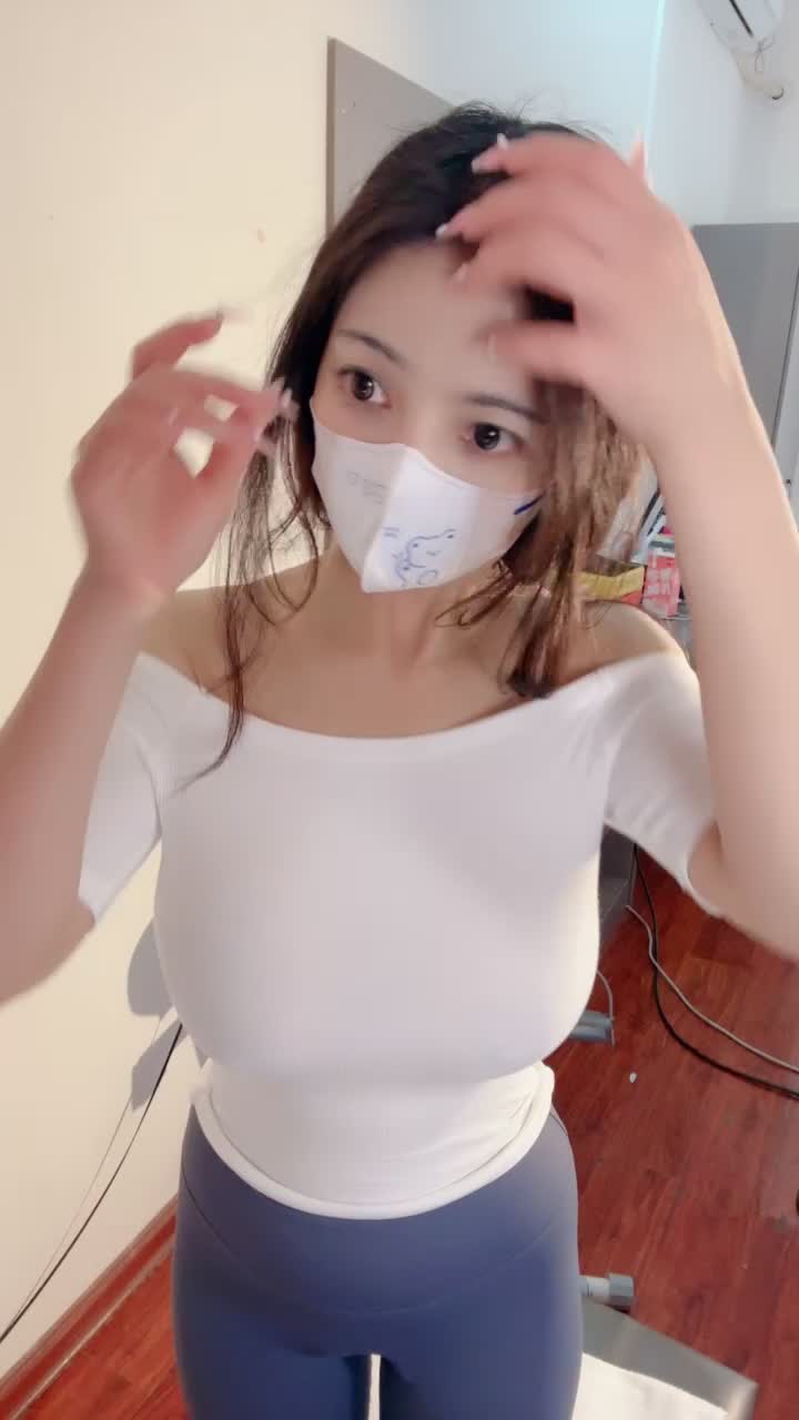 2048.hk@蠕动熊猫213648071_20251222