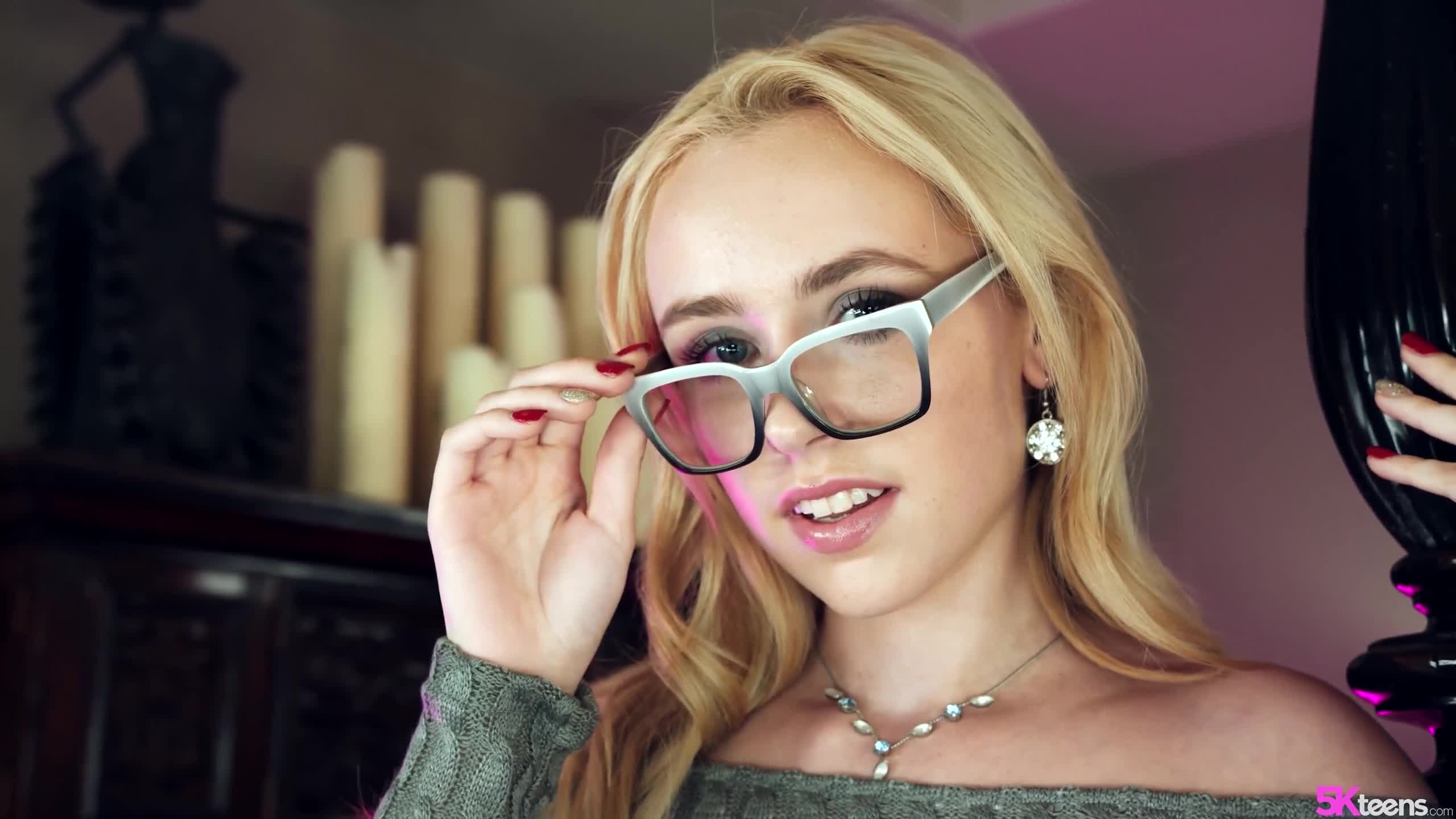 2048.hk@5KTeens3-Reluctant