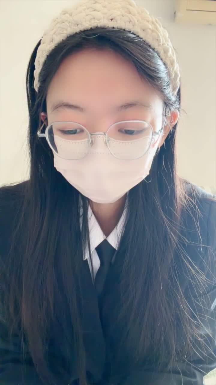 2048.hk@大学眼镜妹与室友一起…… (20)
