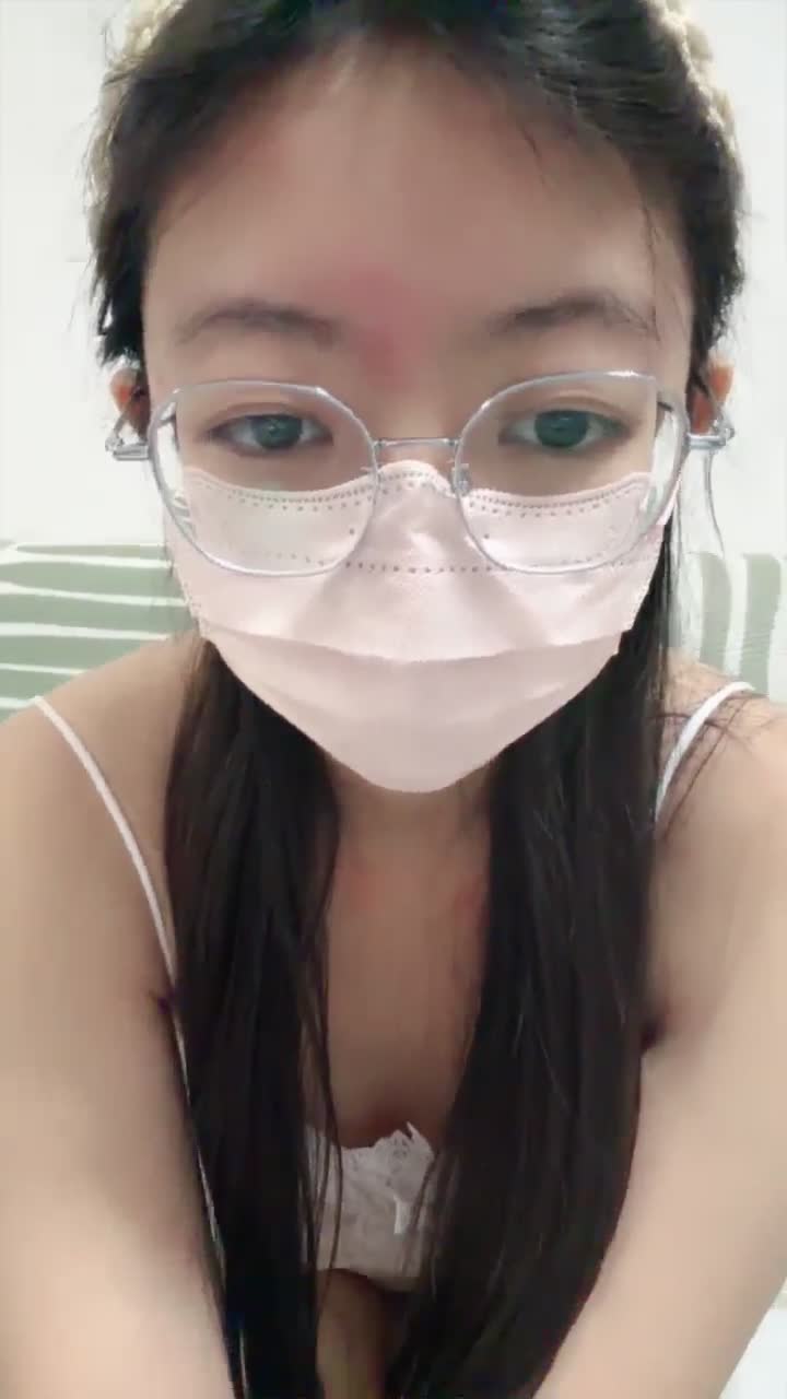 2048.hk@大学眼镜妹与室友一起…… (44)