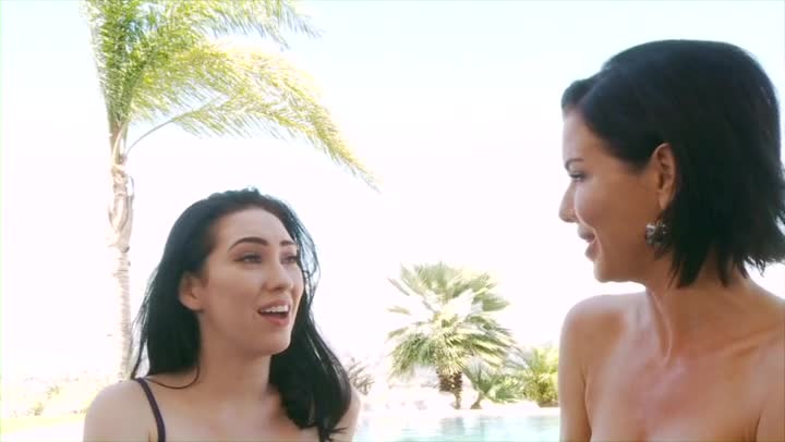 2048.hk@GirlCo - Aria Alexander, Veronica Avluv - Crush On An Older Woman (2015)